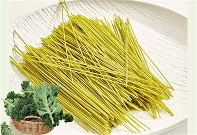 fideus de pasta de col rizada